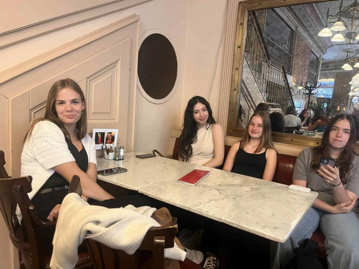 Irodalmi kirándulás Budapesten2.webp